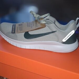 Nike Olive and White Running Shoes